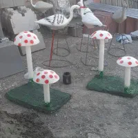 مجسمه حیوانات و گلدان