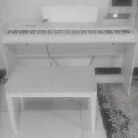 پیانو برگمولر p10
