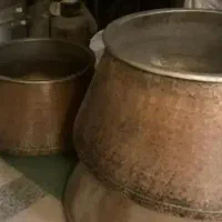 دیگ مسی قدیمی( بزرگ و متوسط)