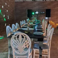 تشریفات وکرایه ی میز و صندلی شیک