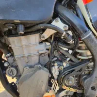 کراس 450 ktm|موتورسیکلت|پرند, فاز ۳|دیوار