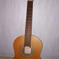 گیتار نو نو یکبارم استفاده نشده