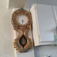 ساعت دیواری در حدنو