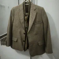 کت وشلوار