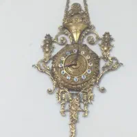 ساعت برنزوتمیز وسالم