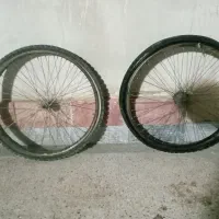 طوقه چرخ ۲۶ جلو و عقب و یک چرخ ۲۰