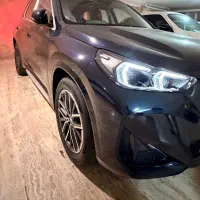 بی ام و iX 1 مدل 2026 کیت M sport کربن بلک