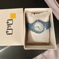 ساعت q&q نو با جعبه