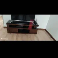 میز تلویزیون در حد نو بدونه خط و خش