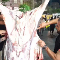 قصاب و سلاخ و ذبح (کاملارایگان)گاوگوساله برای هیئت
