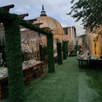 باغ زیبا و تالار مجلل رویایی ژوان