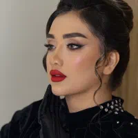 میکاپ و شنیون عروس و همراه