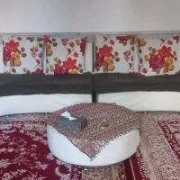 مبل ۷ نفره بدنه چرم سفید (یو شکل) با میز