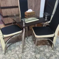 میز غذاخوری