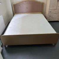 تخت و تشک