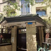 واحد ۹۶ متری در دردشت