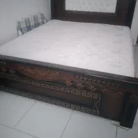 سرویس خواب چوبی دونفره همراه دراور و تشک و اینه