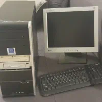کیس کامیپوتر و مانیتور