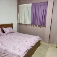 هم-خانه