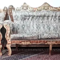 مبل  سلطنتی
