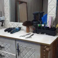 کنسول و آینه آرایشگاه
