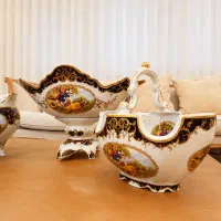 سرویس پذیرای لیلی و مجنون