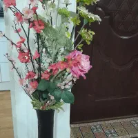 گل به همراه گلدان