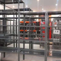 قفسه طوسی مقاوم پیچ و مهره ای