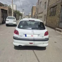 پژو ۲۰۶  مدل ۱۳۹۹    بی رنگ   کم کار    فروش فوری