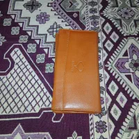تعدادی کیف پول و جاکارتی