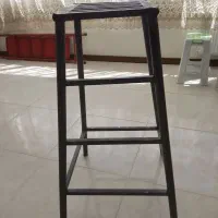 چهارپایه فلزی