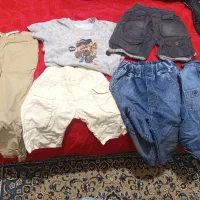 تعدادی لباس بچه گانه