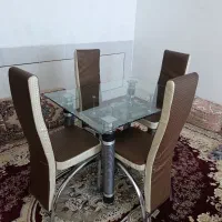میز و صندلی