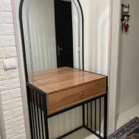 میزارایش با اینه چراغدار(بک‌لایت)