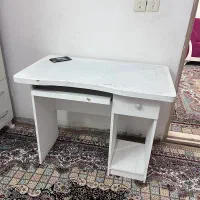 میز کامپیوتر