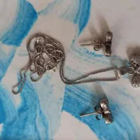 گردنبند و نقره