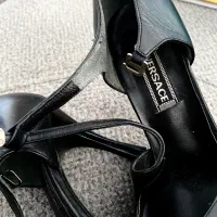ورساچ اصل چرم، لولیتا طلایی اصل، کفش جیر و اسکیچرز
