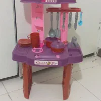 کالسکه اسباب بازی و آشپزخانه بچه