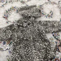 تعدادی لباس دخترانه