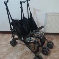 کالسکه دوقلو