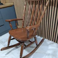 صندلی تمام چوب راش و گلدان نو