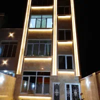 آپارتمان در۳طبقه نیم