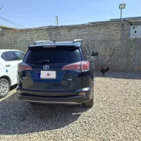 تویوتارافور 2017 بدون رنگ