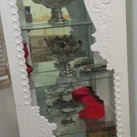 بوفه رنگ سفید بدون رنگ پریدگی یا شکستگی سالم
