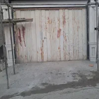 درب حیاط بزرگ