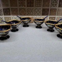 بستنی خوری سرمه ایی