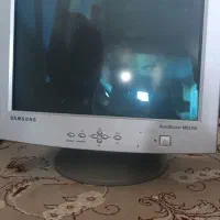 مانیتور قدیمی