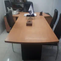میز مدیریتی کنفرانس
