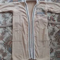 حوله حمام.کودک