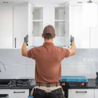 نصاب کابینت به صورت ماهانه با ابزار